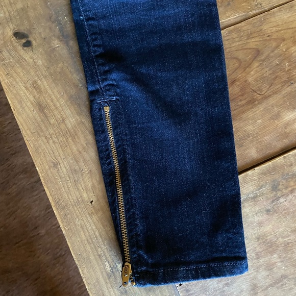 Jeans - Picture 5 of 11